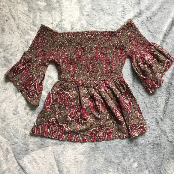 SOLD Smocked Off The Shoulder Floral Hollister Top - Picture 2 of 6